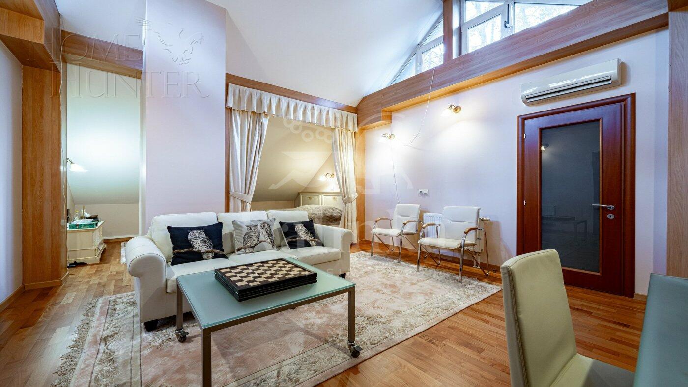 3-этажный коттедж 400 м² с отделкой