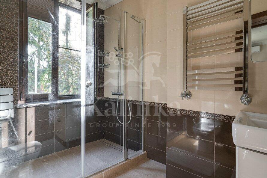 2-этажный коттедж 450 м² с отделкой