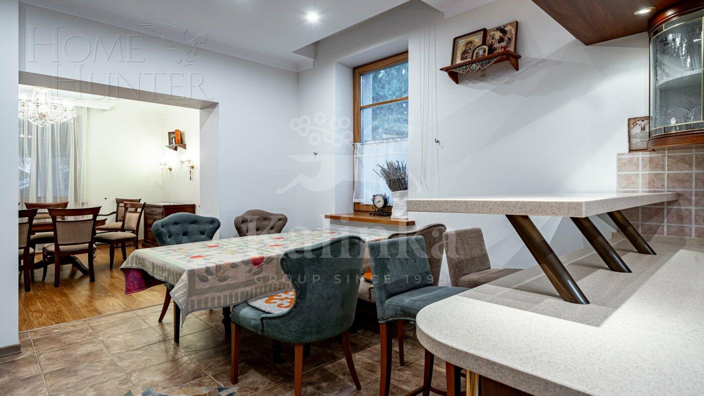 3-этажный коттедж 400 м² с отделкой