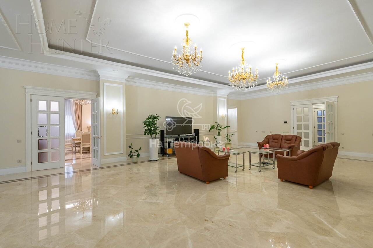 3-этажный коттедж 1 773 м² с отделкой