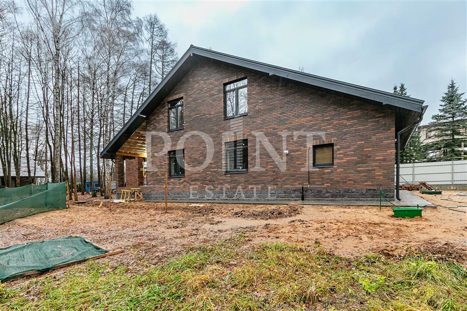 2-этажный коттедж 250 м² без отделки