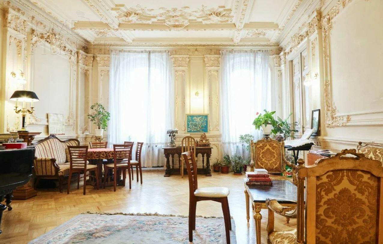 6-КОМН. КВАРТИРА С ОТДЕЛКОЙ 227 М² НА 2 ЭТАЖЕ