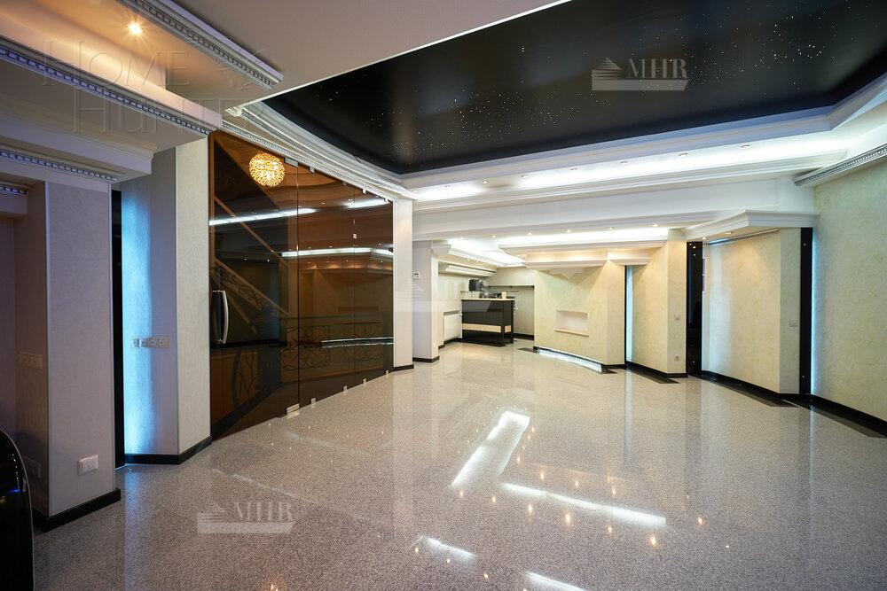 2-этажный коттедж 500 м² с отделкой