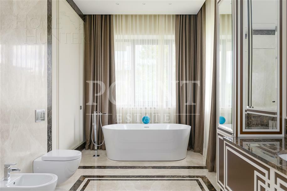 2-этажный коттедж 1 017.21 м² с отделкой