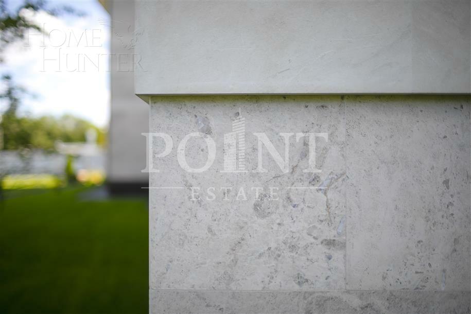 2-этажный коттедж 1 017.21 м² с отделкой