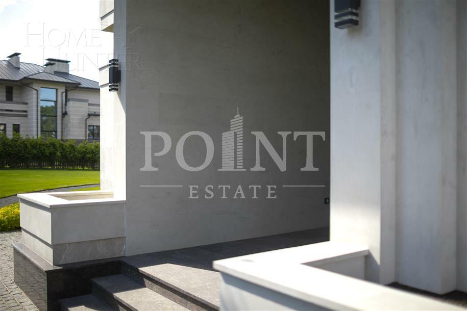 2-этажный коттедж 1 017.21 м² с отделкой