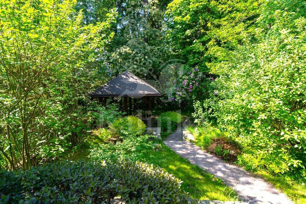 3-этажный таунхаус 349.9 м² без отделки