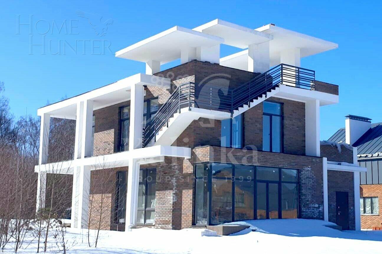 2-этажный коттедж 220 м² без отделки