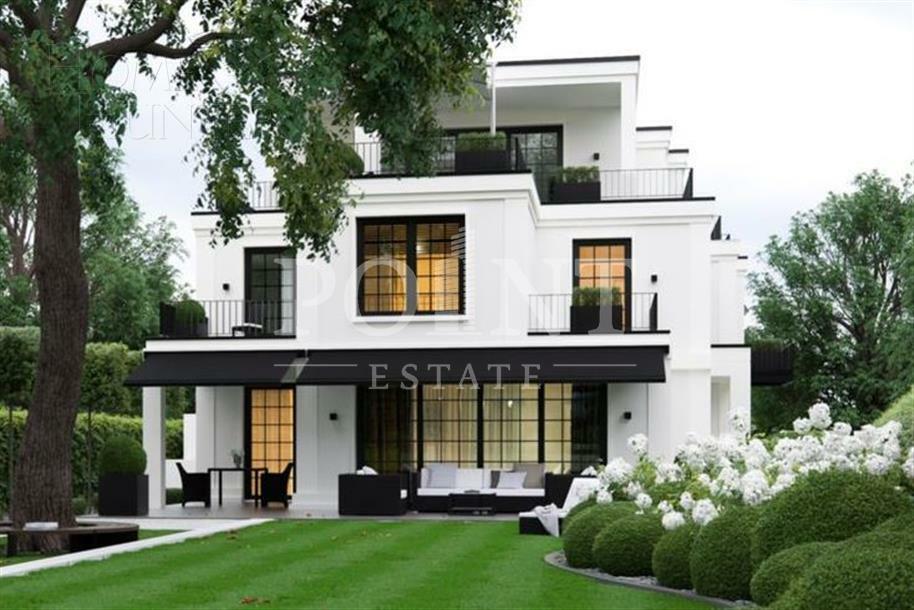 3-этажный коттедж 650 м² без отделки