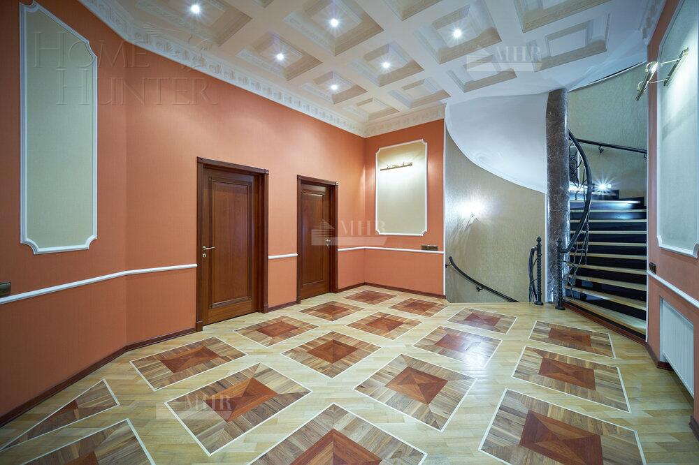 2-этажный коттедж 500 м² с отделкой