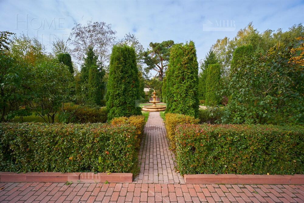 2-этажный коттедж 500 м² с отделкой