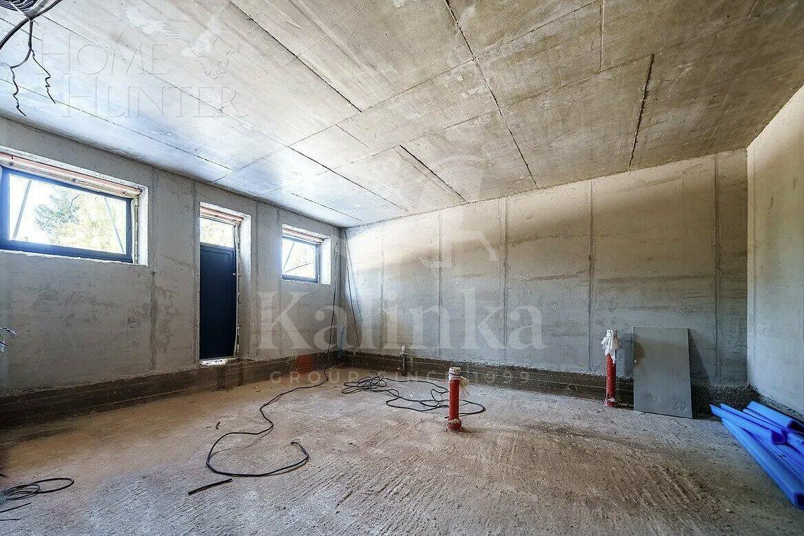 2-этажный коттедж 460 м² без отделки