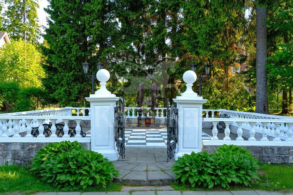 3-этажный таунхаус 349.9 м² без отделки