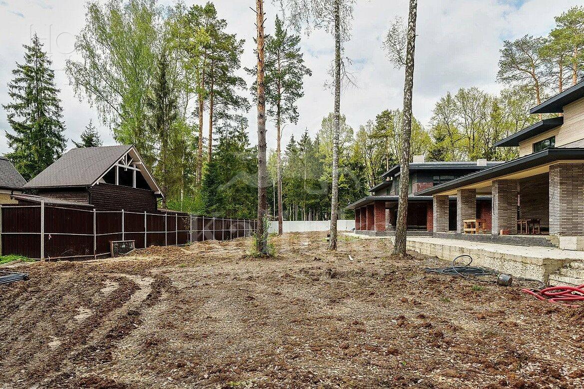 2-этажный коттедж 460 м² без отделки