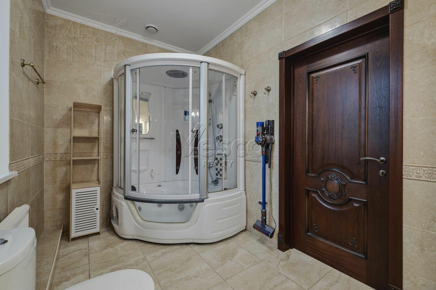 2-этажный коттедж 489 м² с отделкой