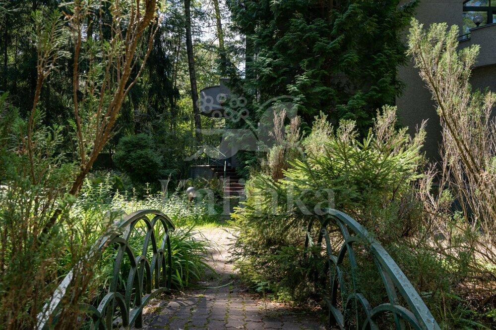 2-этажный коттедж 640 м² с отделкой