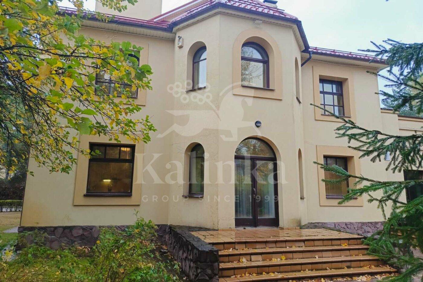 2-этажный коттедж 589 м² без отделки