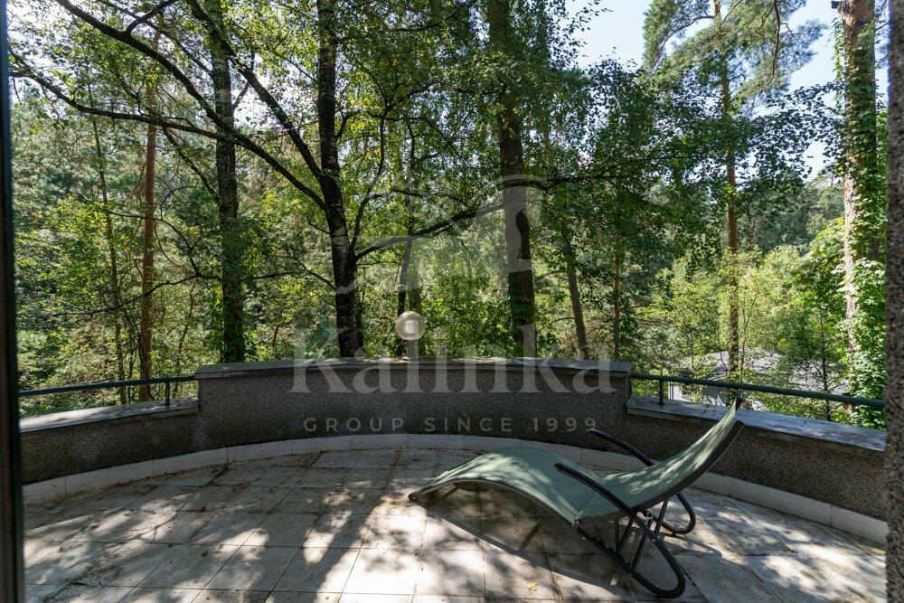 2-этажный коттедж 640 м² с отделкой