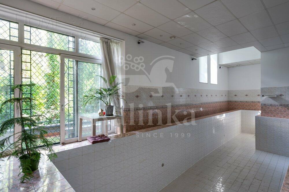 2-этажный коттедж 640 м² с отделкой