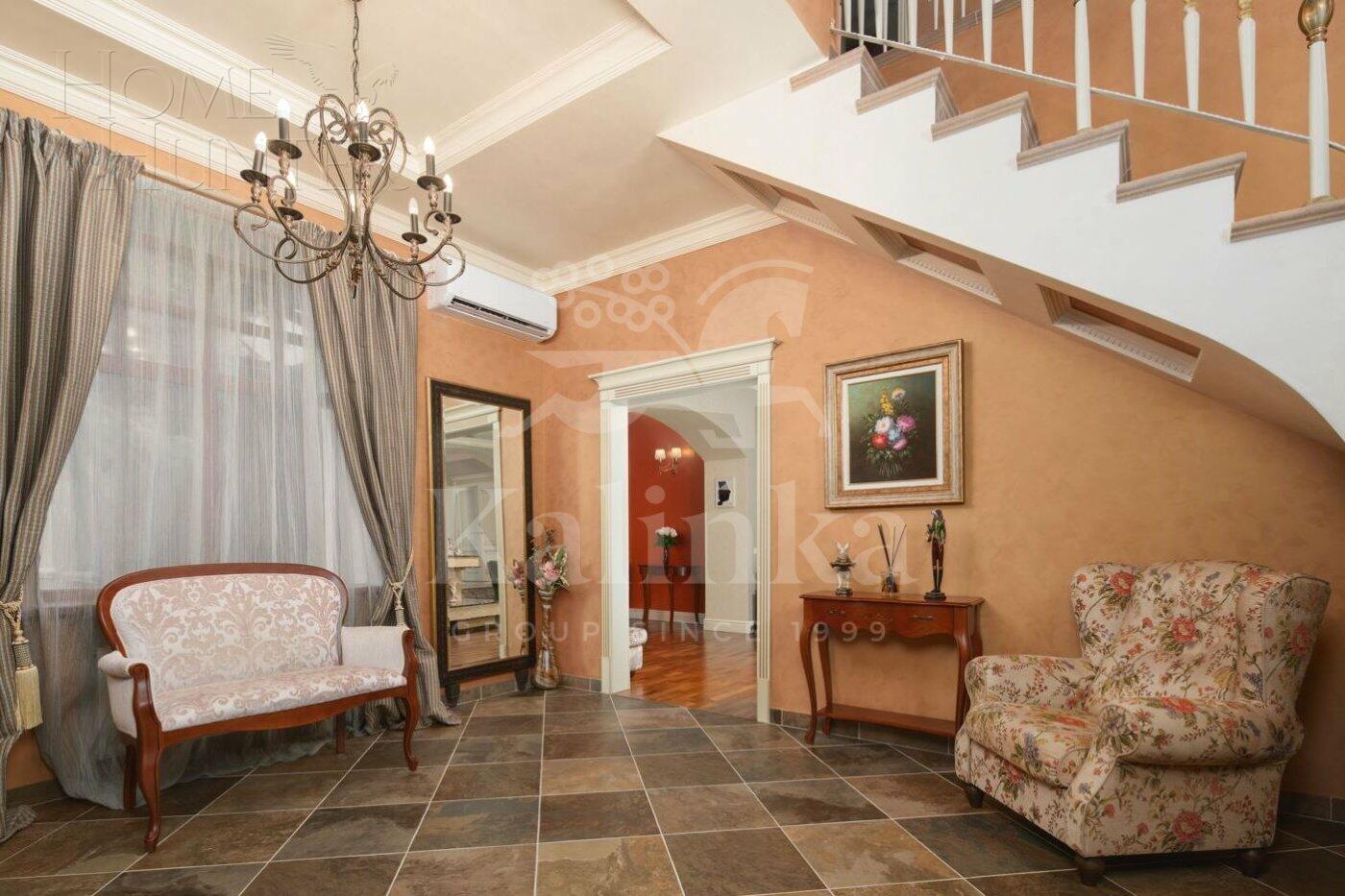 2-этажный коттедж 410 м² с отделкой