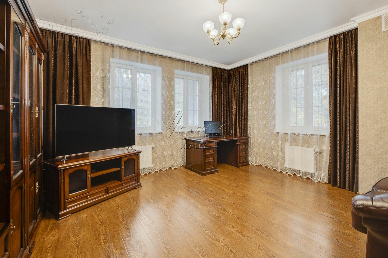 2-этажный коттедж 489 м² с отделкой