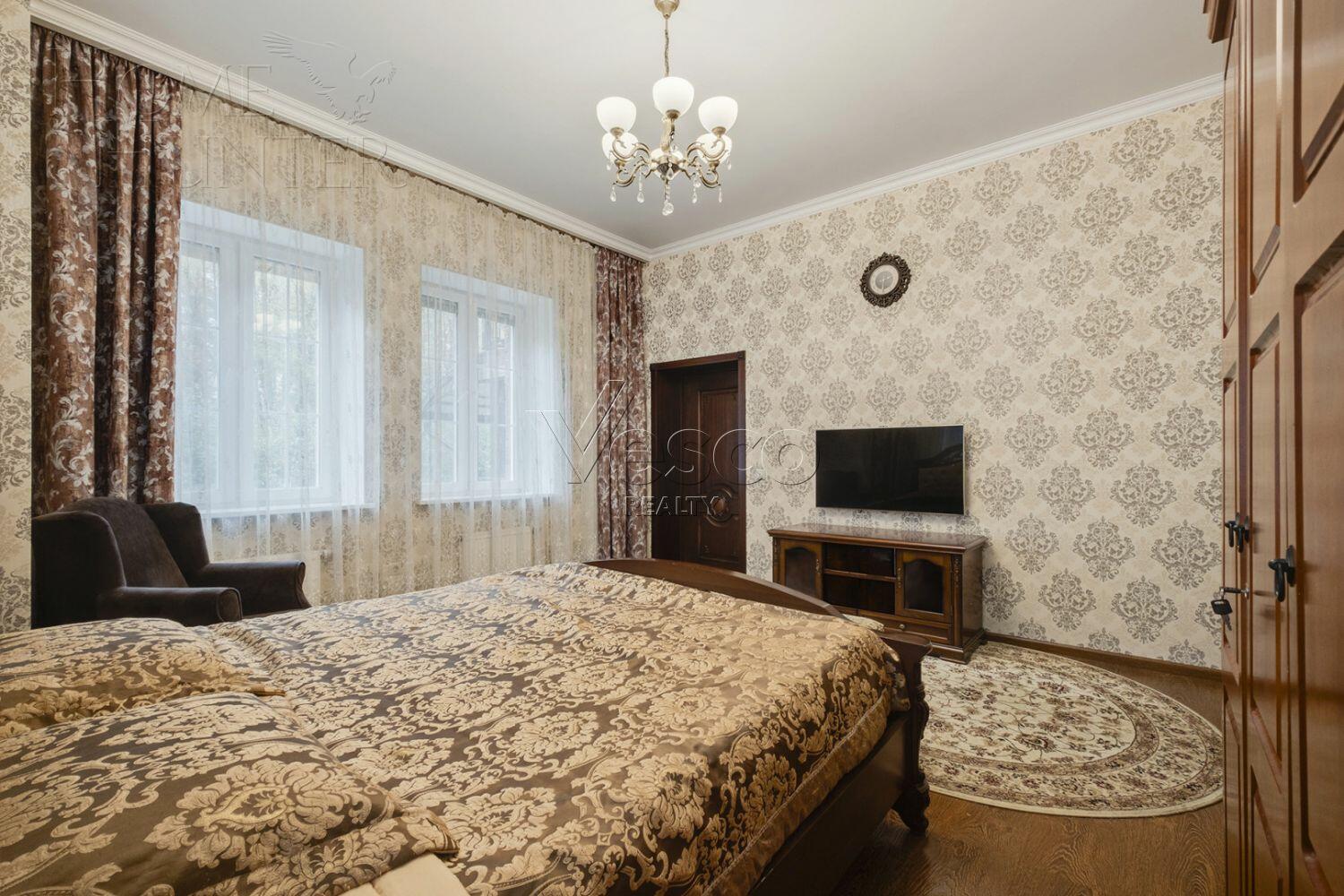 2-этажный коттедж 489 м² с отделкой