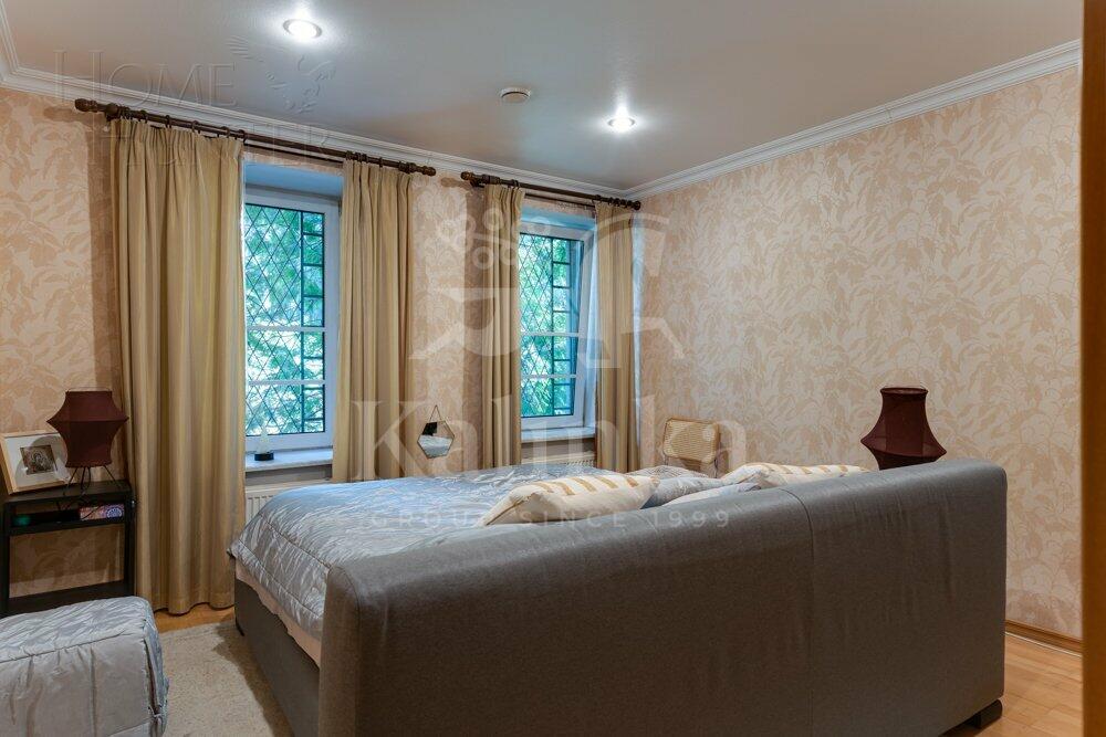 2-этажный коттедж 640 м² с отделкой