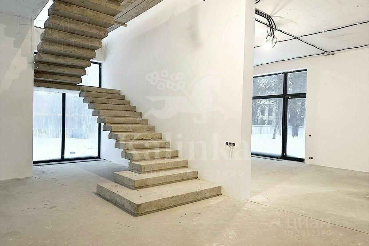 2-этажный коттедж 309 м² без отделки