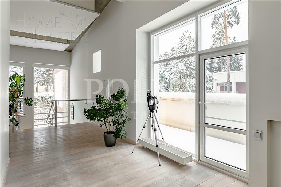 2-этажный коттедж 1 328 м² с отделкой