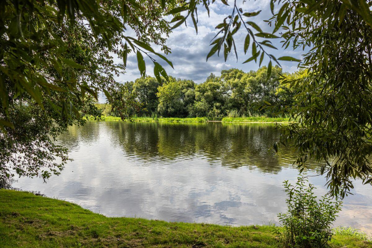 3-этажный коттедж 2 500 м² с отделкой