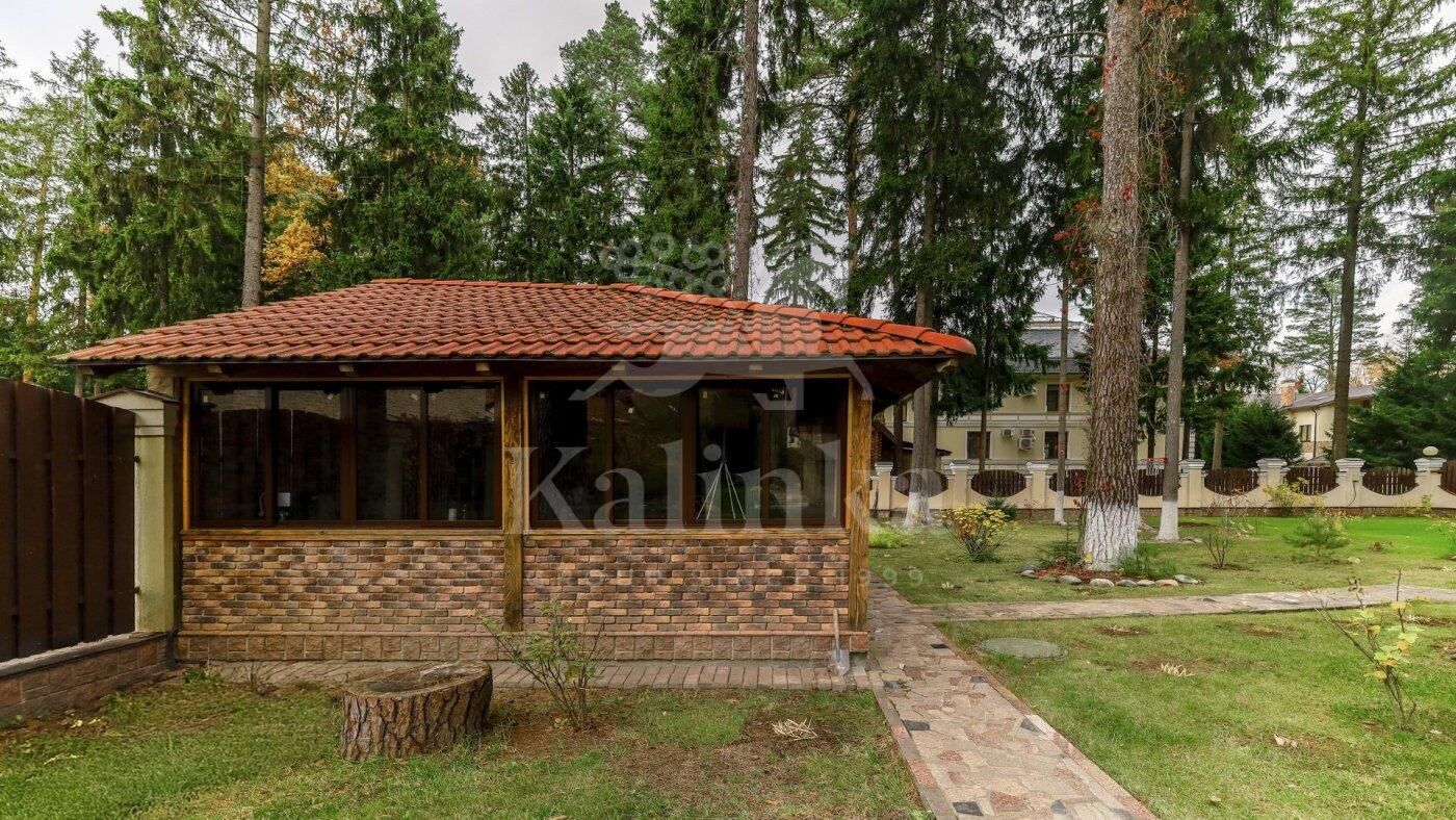 2-этажный коттедж 1 065 м² с отделкой