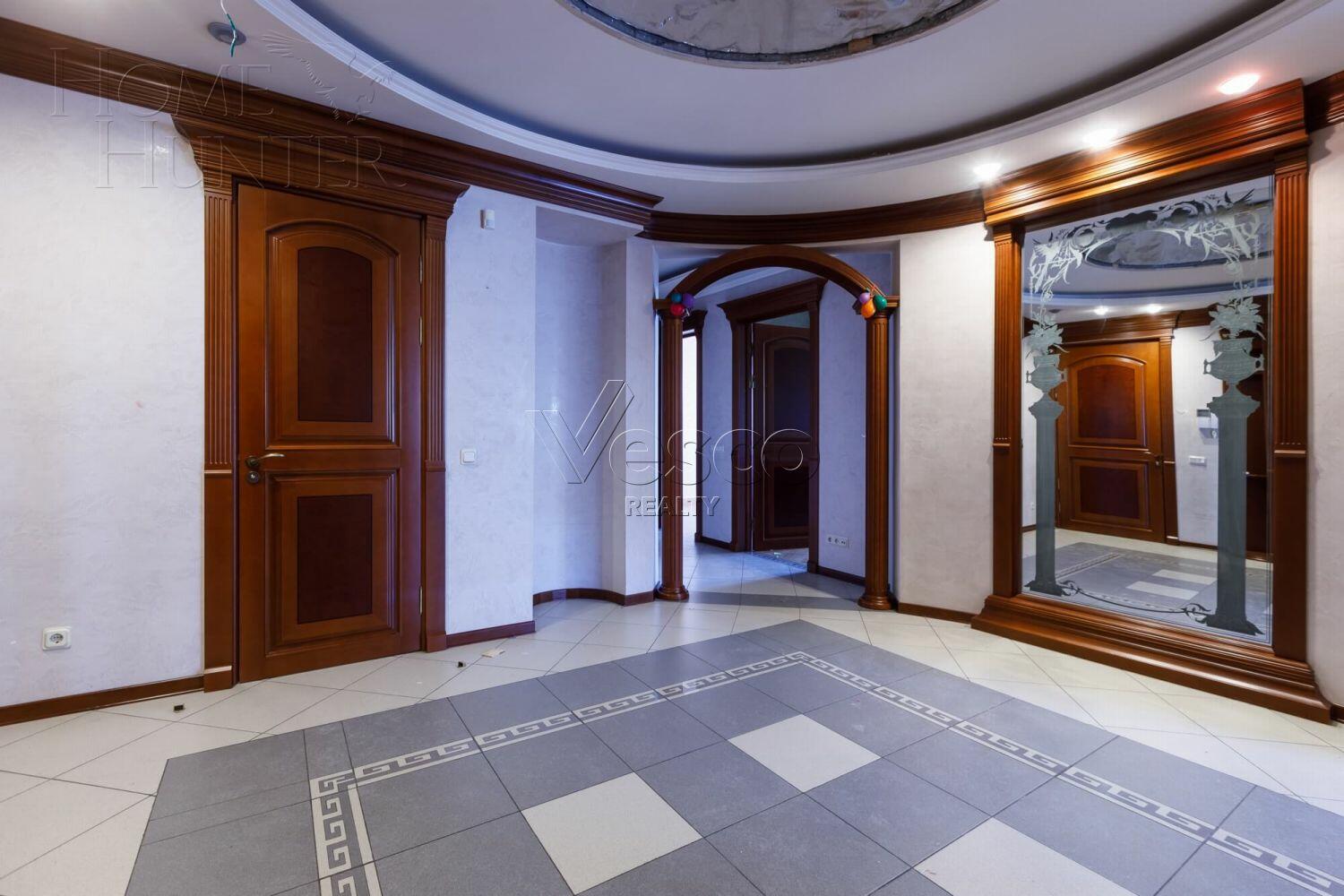 5-КОМН. КВАРТИРА С ОТДЕЛКОЙ 196.1 М² НА 10 ЭТАЖЕ