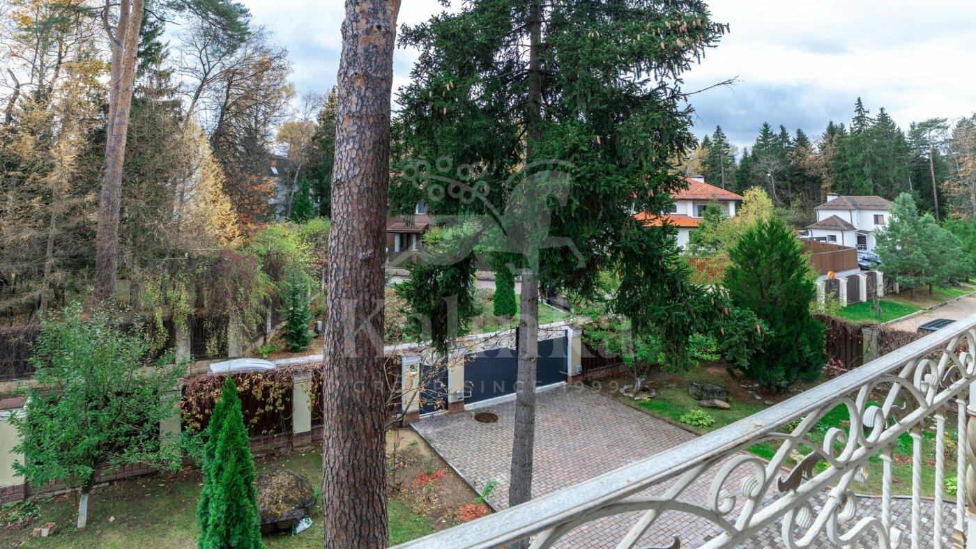 2-этажный коттедж 1 065 м² с отделкой