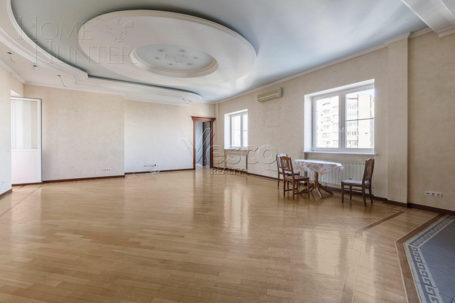 5-КОМН. КВАРТИРА С ОТДЕЛКОЙ 196.1 М² НА 10 ЭТАЖЕ