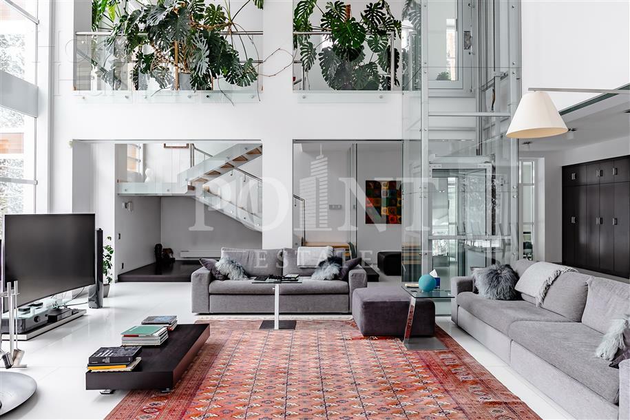 2-этажный коттедж 1 328 м² с отделкой