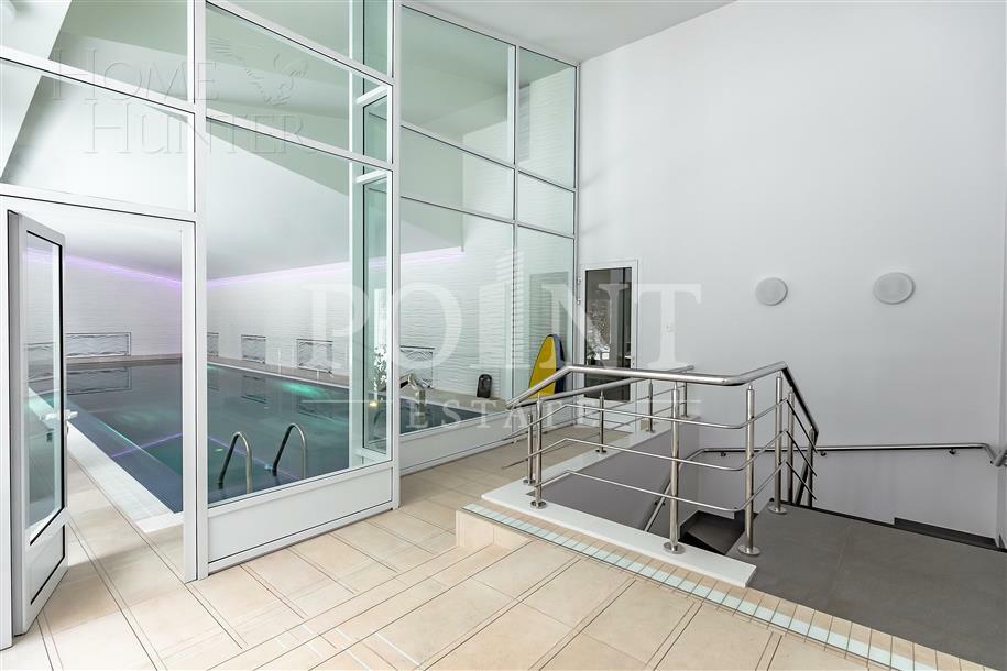 2-этажный коттедж 1 328 м² с отделкой