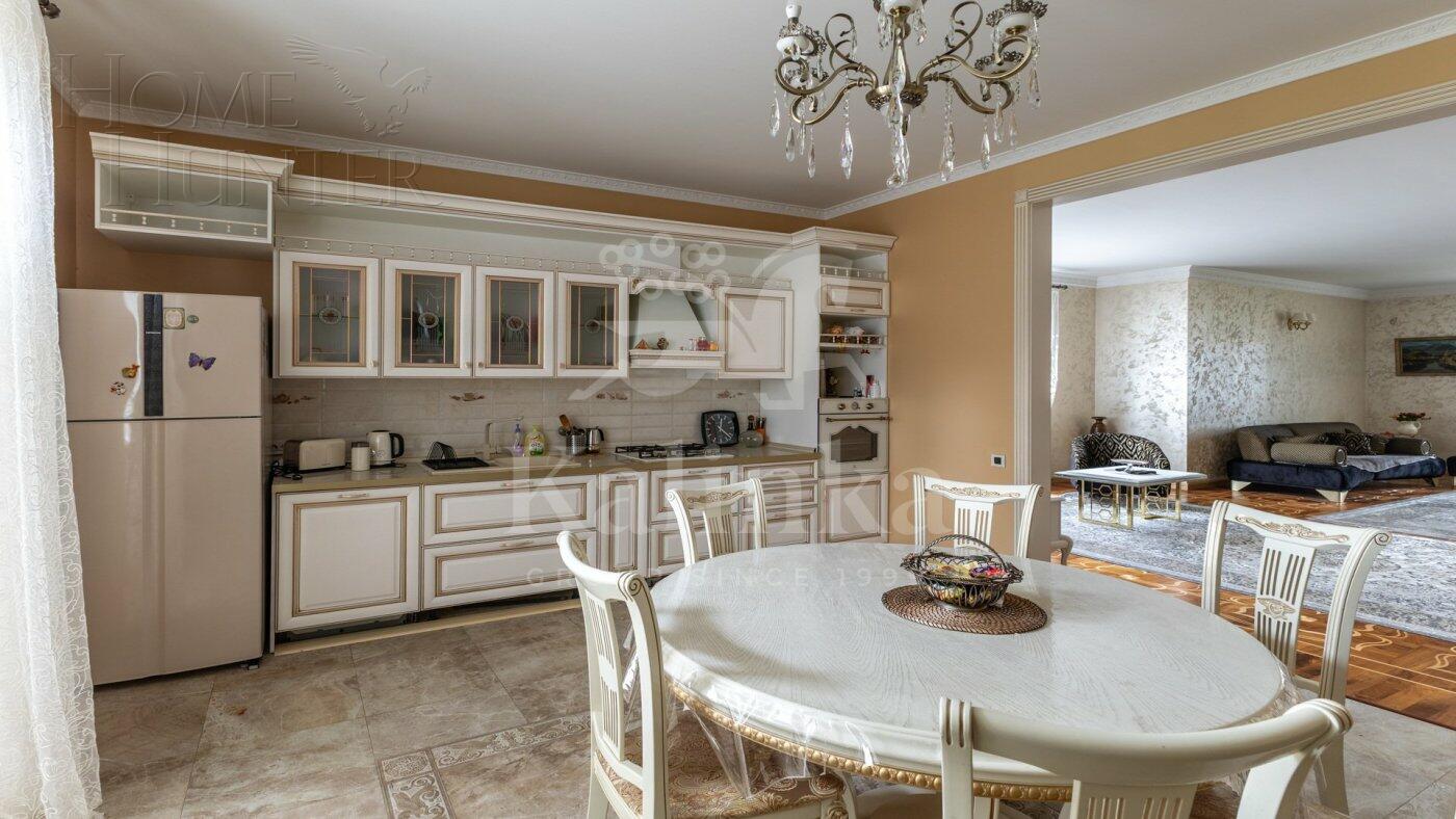 2-этажный коттедж 1 065 м² с отделкой