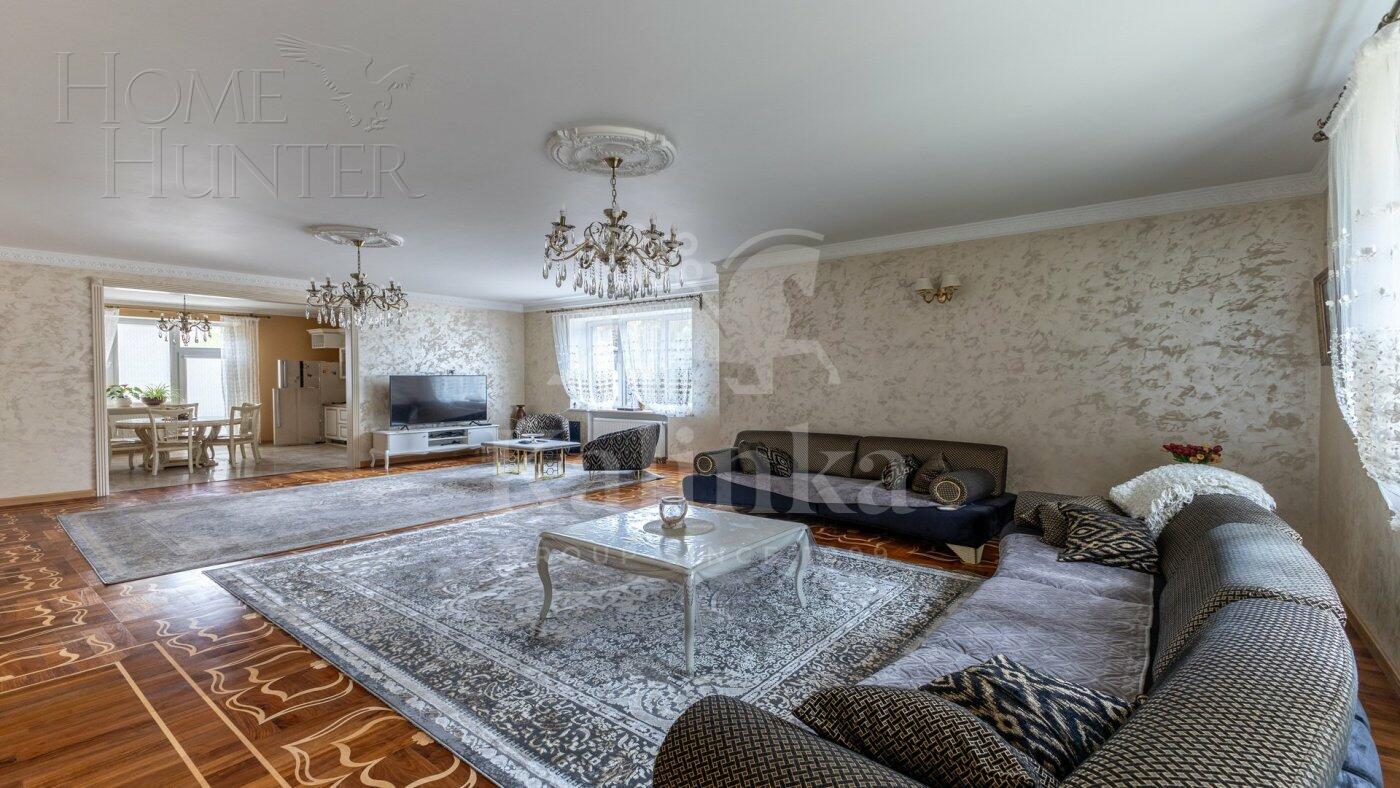 2-этажный коттедж 1 065 м² с отделкой