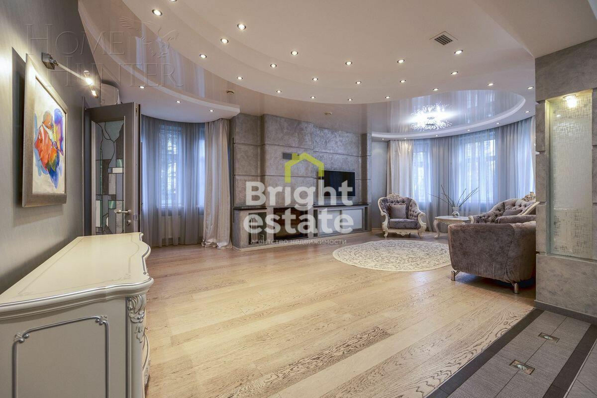 2-этажный коттедж 450 м² с отделкой