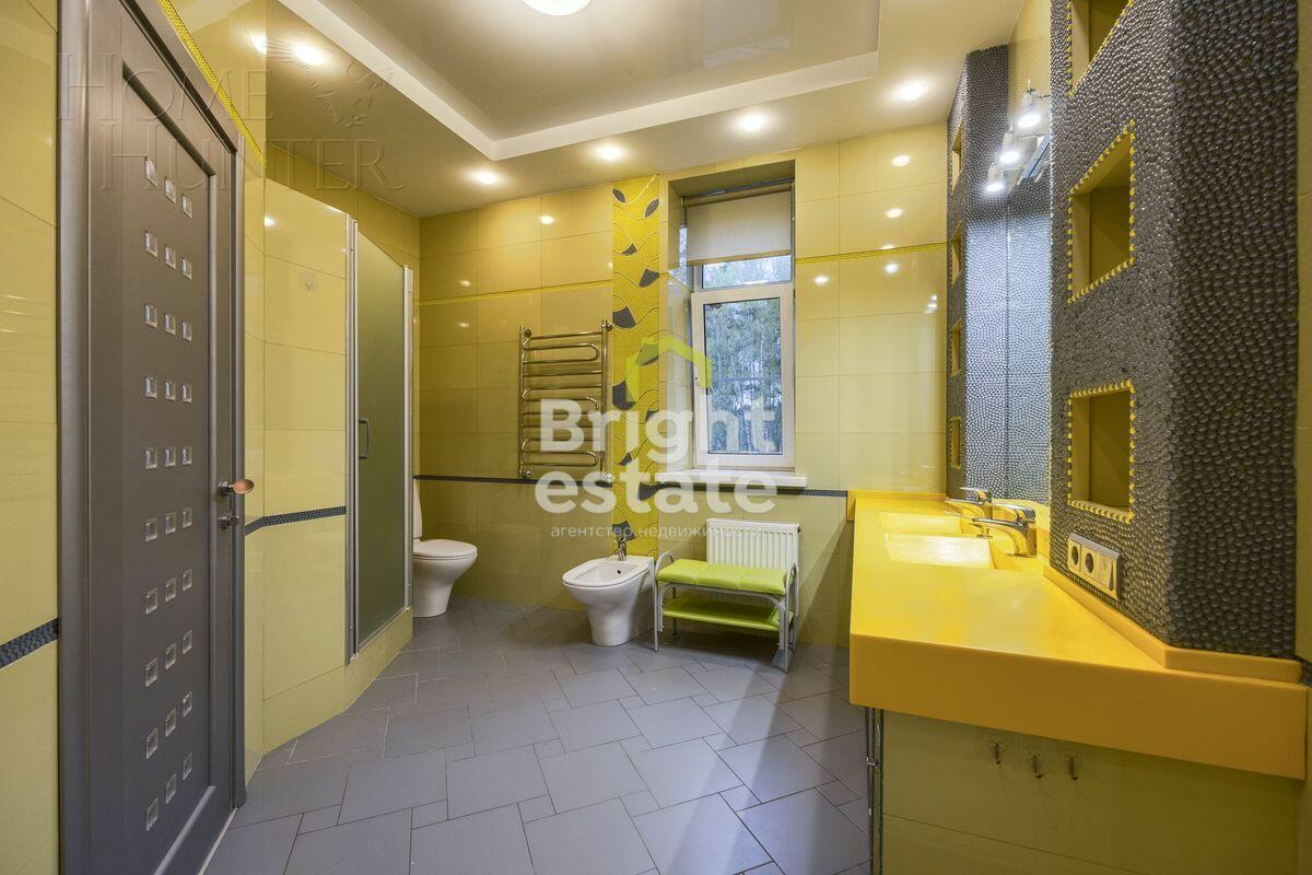 2-этажный коттедж 450 м² с отделкой