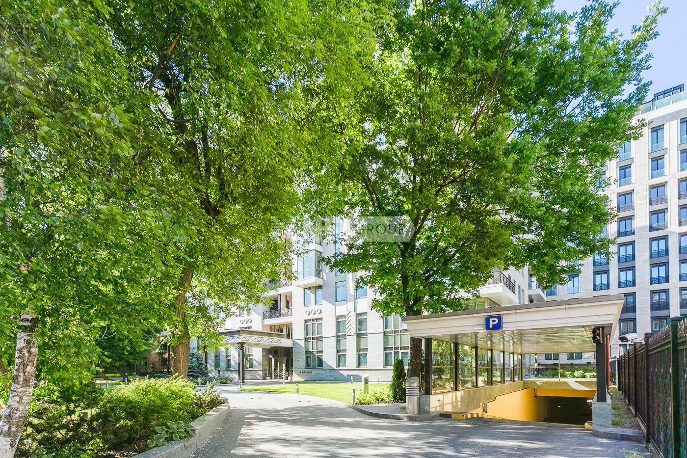 13-КОМН. ПЕНТХАУС БЕЗ ОТДЕЛКИ 952 М² НА 8 ЭТАЖЕ