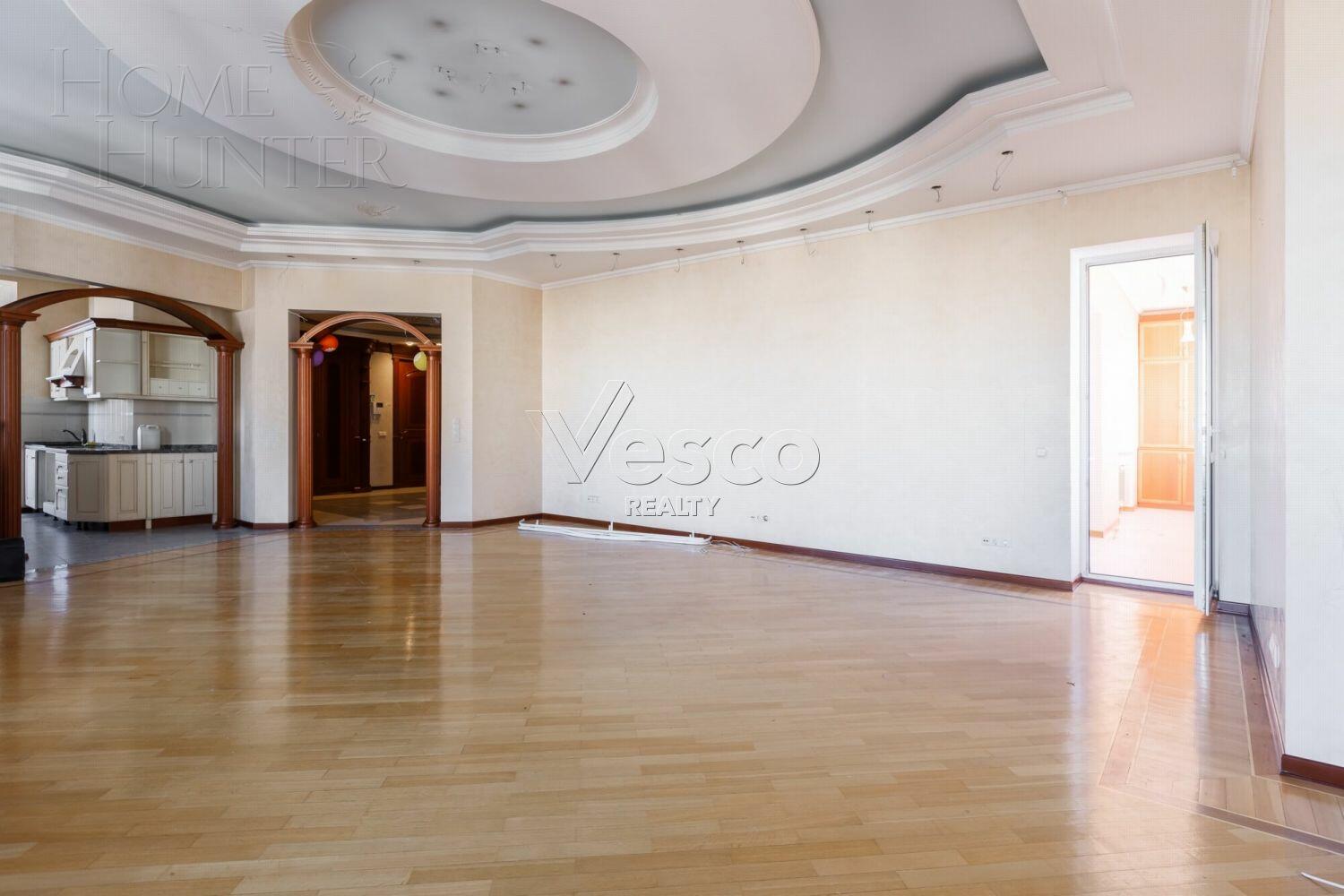 5-КОМН. КВАРТИРА С ОТДЕЛКОЙ 196.1 М² НА 10 ЭТАЖЕ