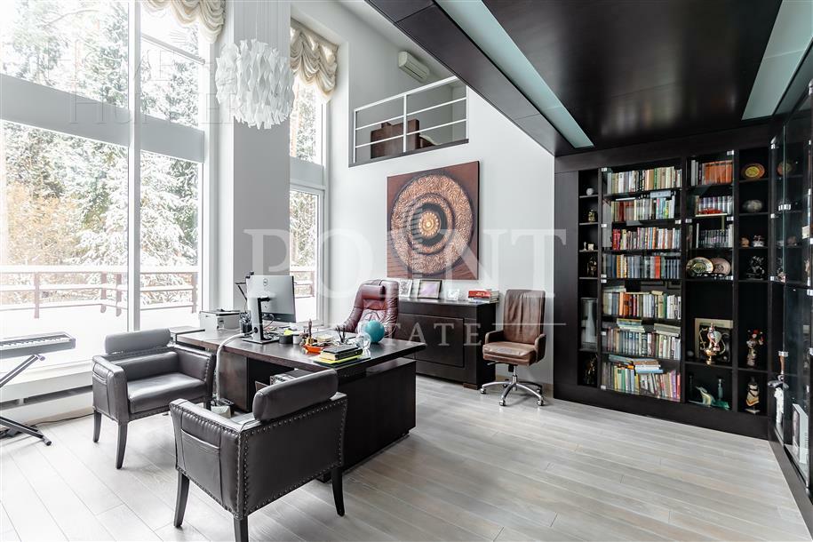 2-этажный коттедж 1 328 м² с отделкой