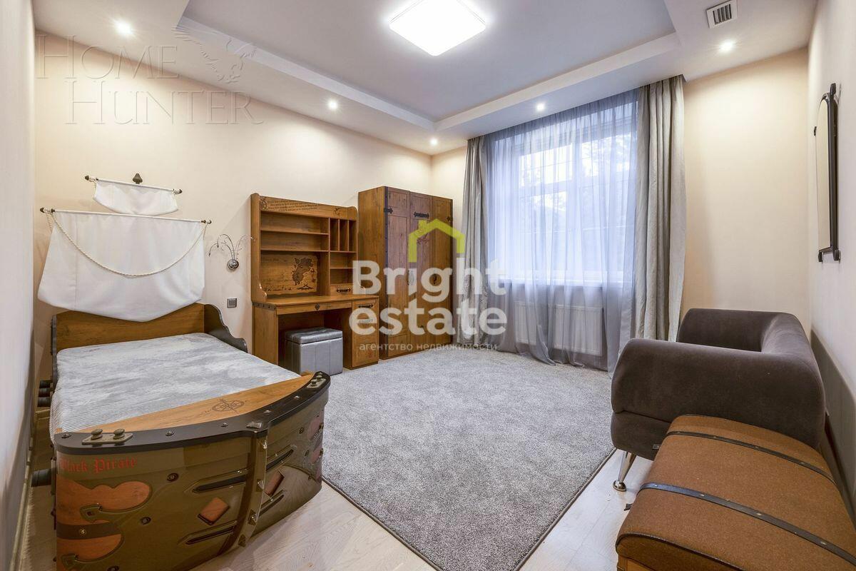 2-этажный коттедж 450 м² с отделкой