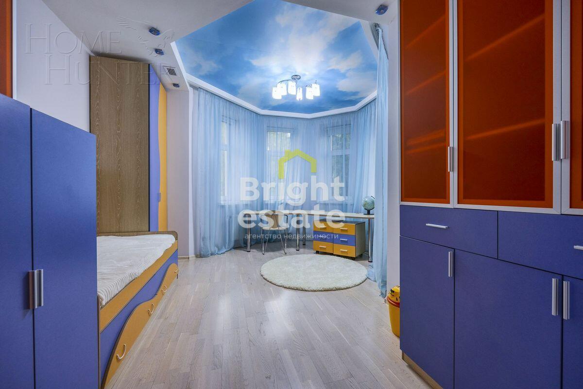 2-этажный коттедж 450 м² с отделкой