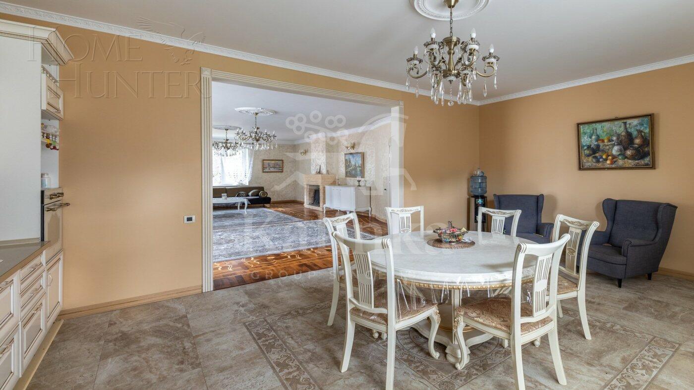 2-этажный коттедж 1 065 м² с отделкой