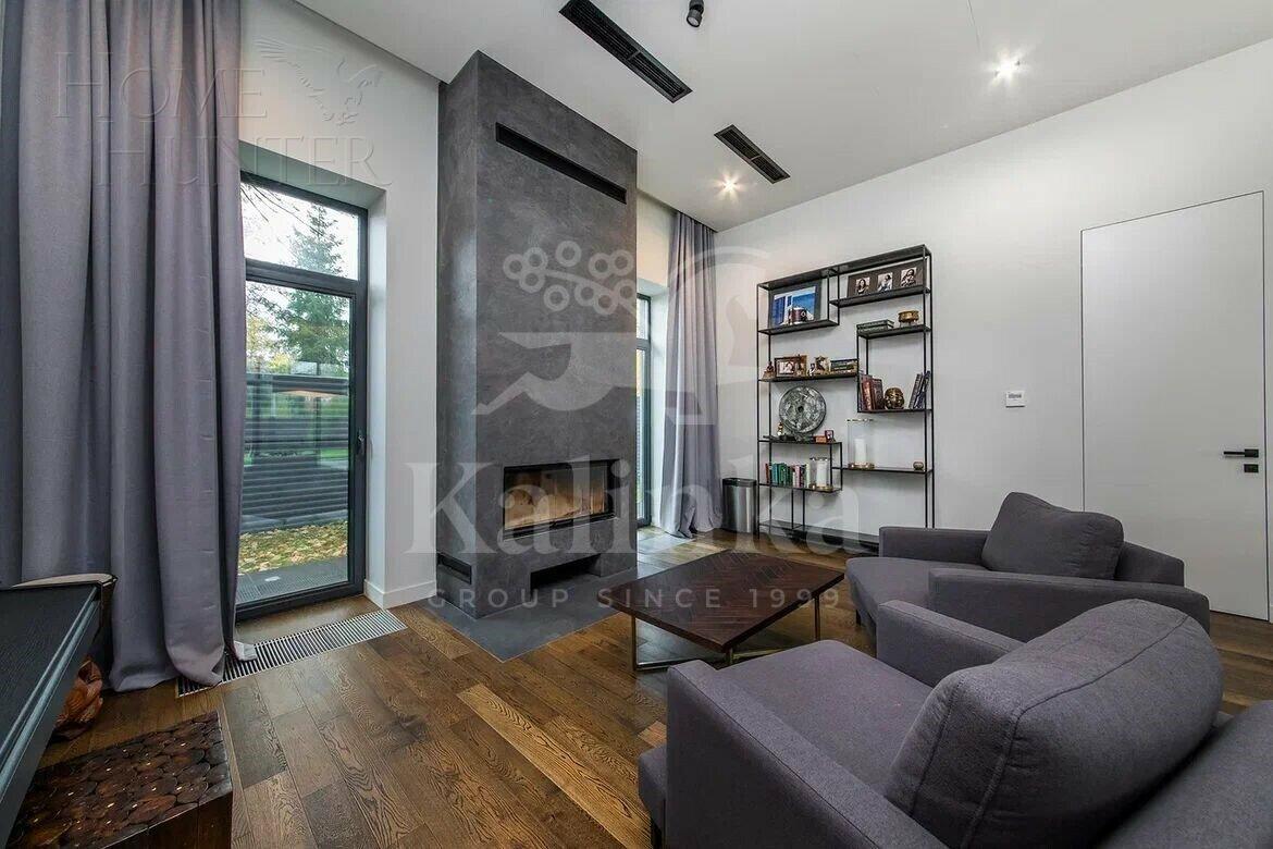2-этажный коттедж 450 м² с отделкой