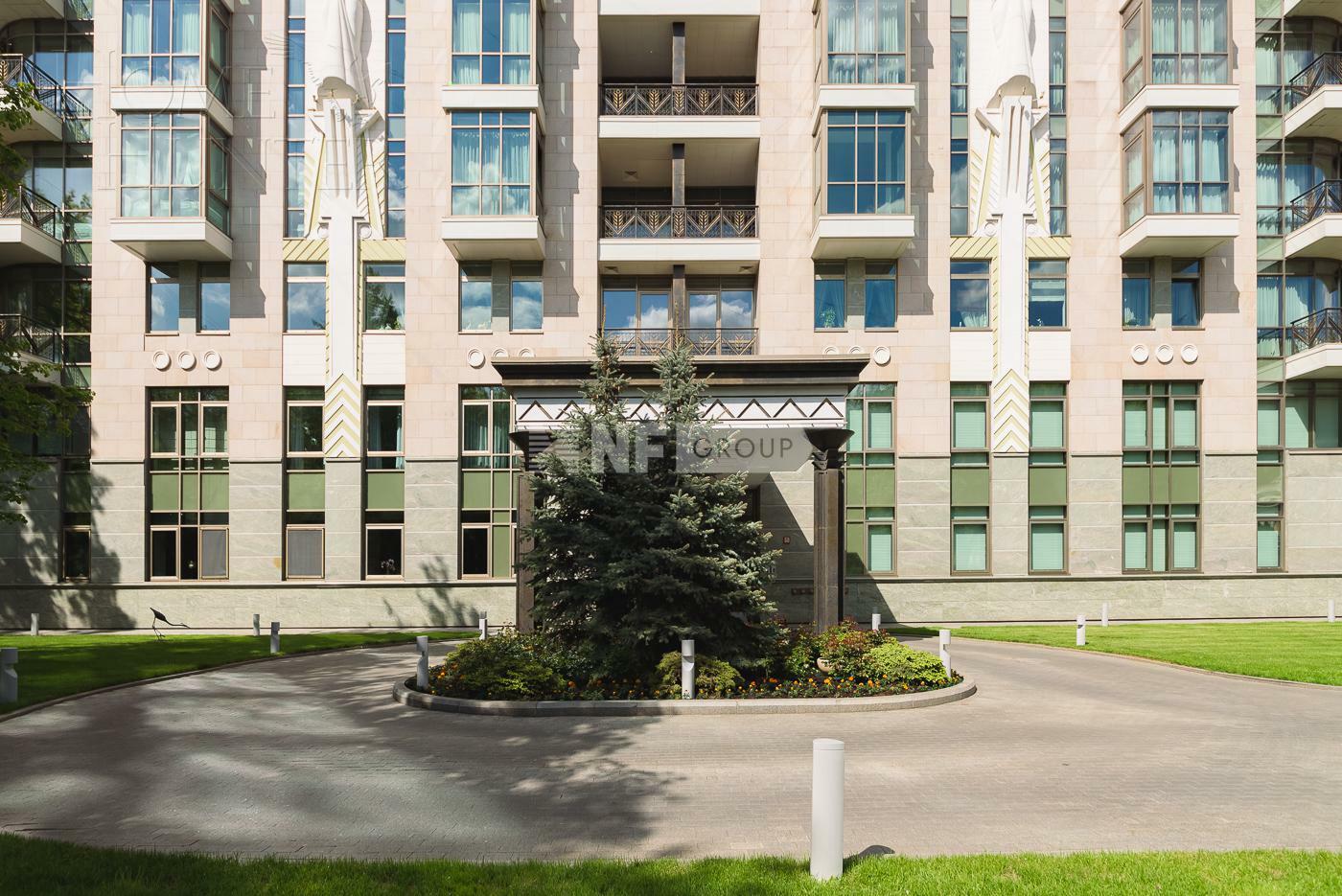13-КОМН. ПЕНТХАУС БЕЗ ОТДЕЛКИ 952 М² НА 8 ЭТАЖЕ