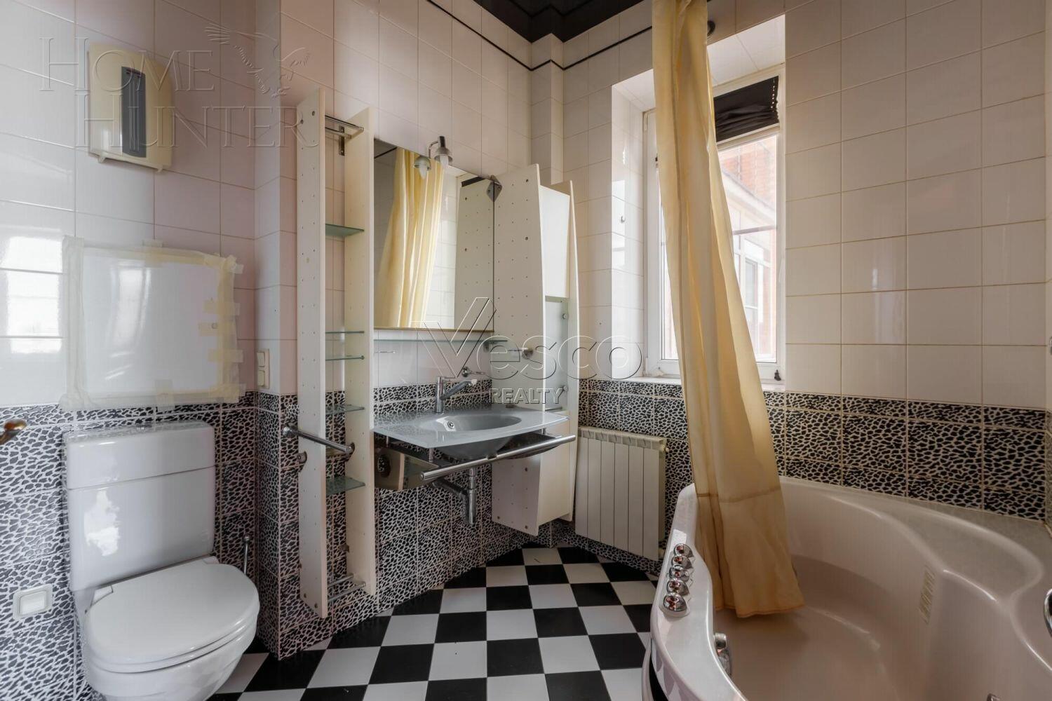 5-КОМН. КВАРТИРА С ОТДЕЛКОЙ 196.1 М² НА 10 ЭТАЖЕ