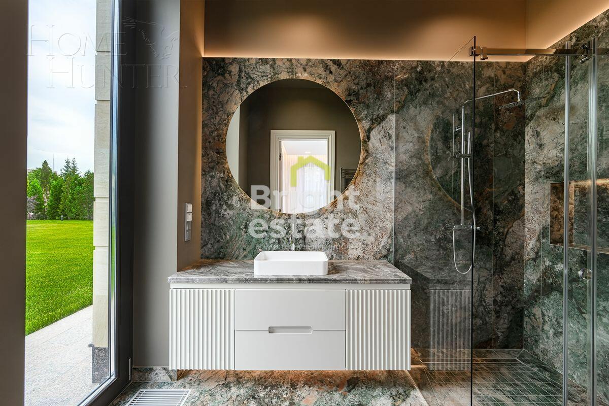 2-этажный коттедж 1 071 м² с отделкой